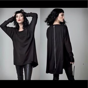 NWOT: Disturbia Geist top - womens xxl